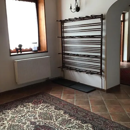 Cortina Guest house